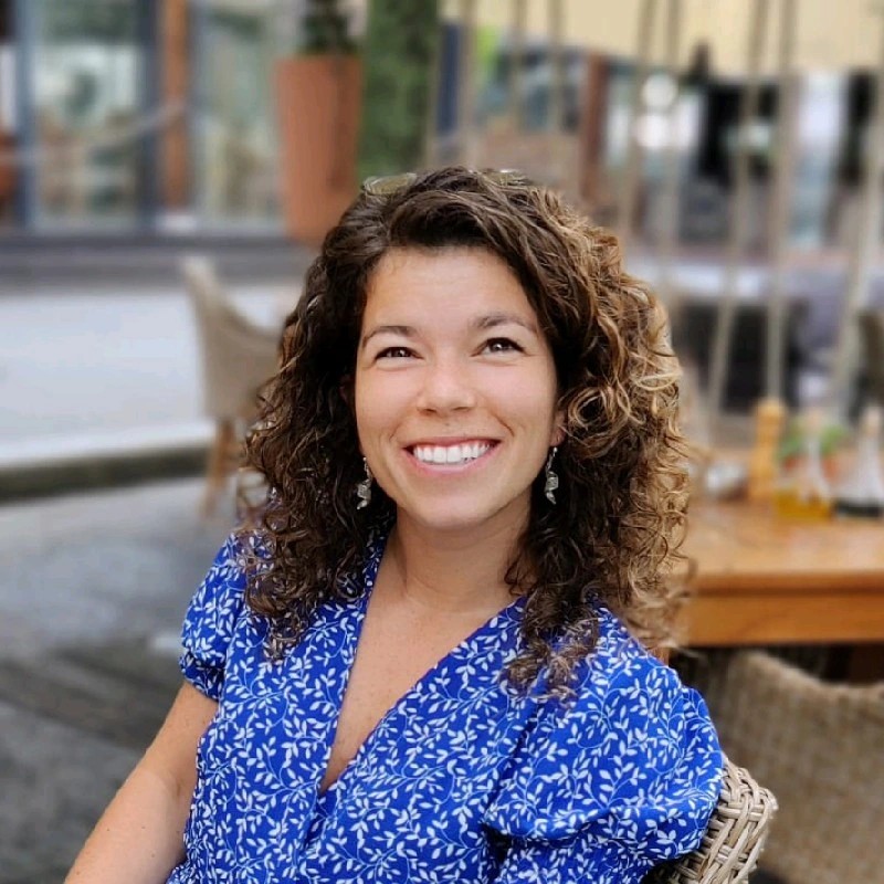 Chaja F. Jacobs headshot